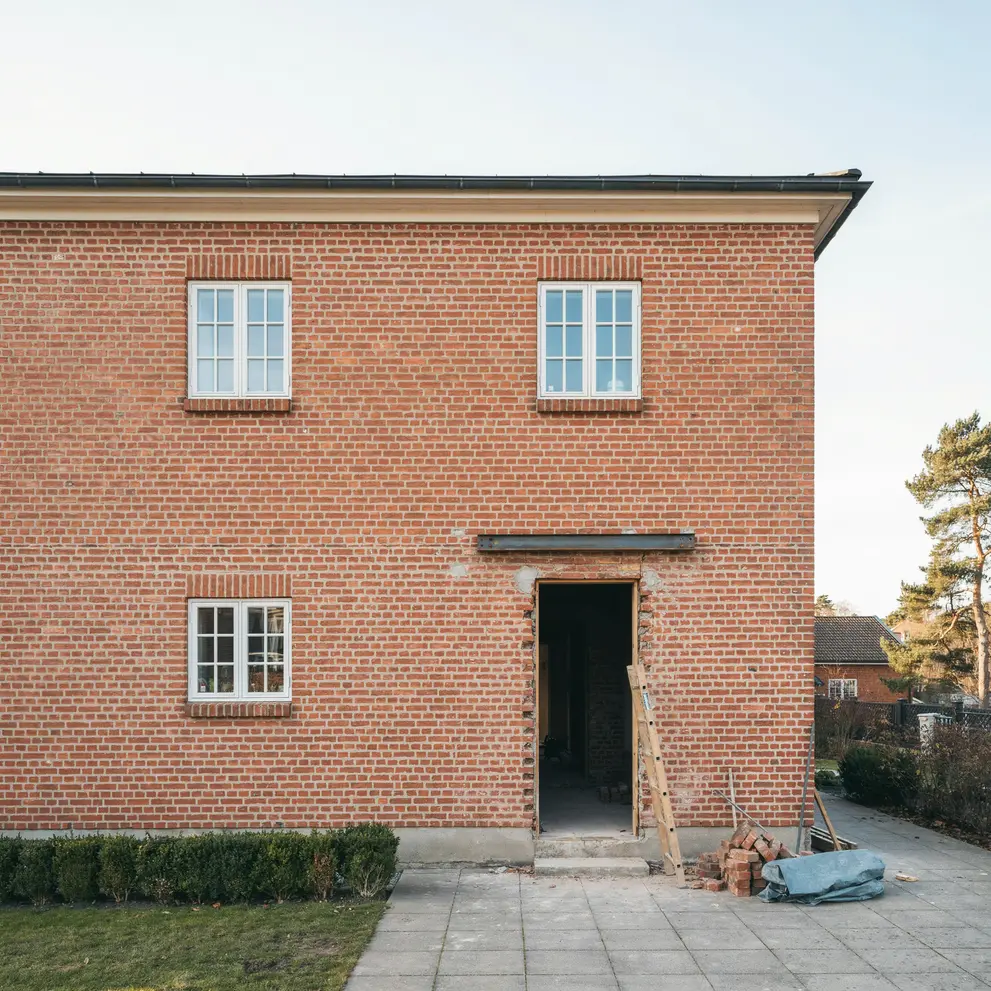 avvaxling i vagg fasad for fonster dorrar i sigtuna stockholm